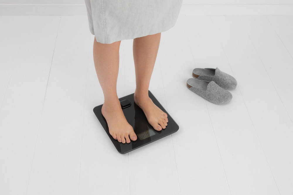 Brabantia digitální osobní váha bezbateriová, tmavě šedá