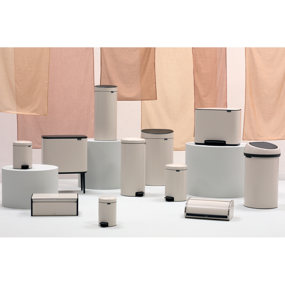 Brabantia Odpadkový koš Touch Bin New - 30 L, jemná béžová