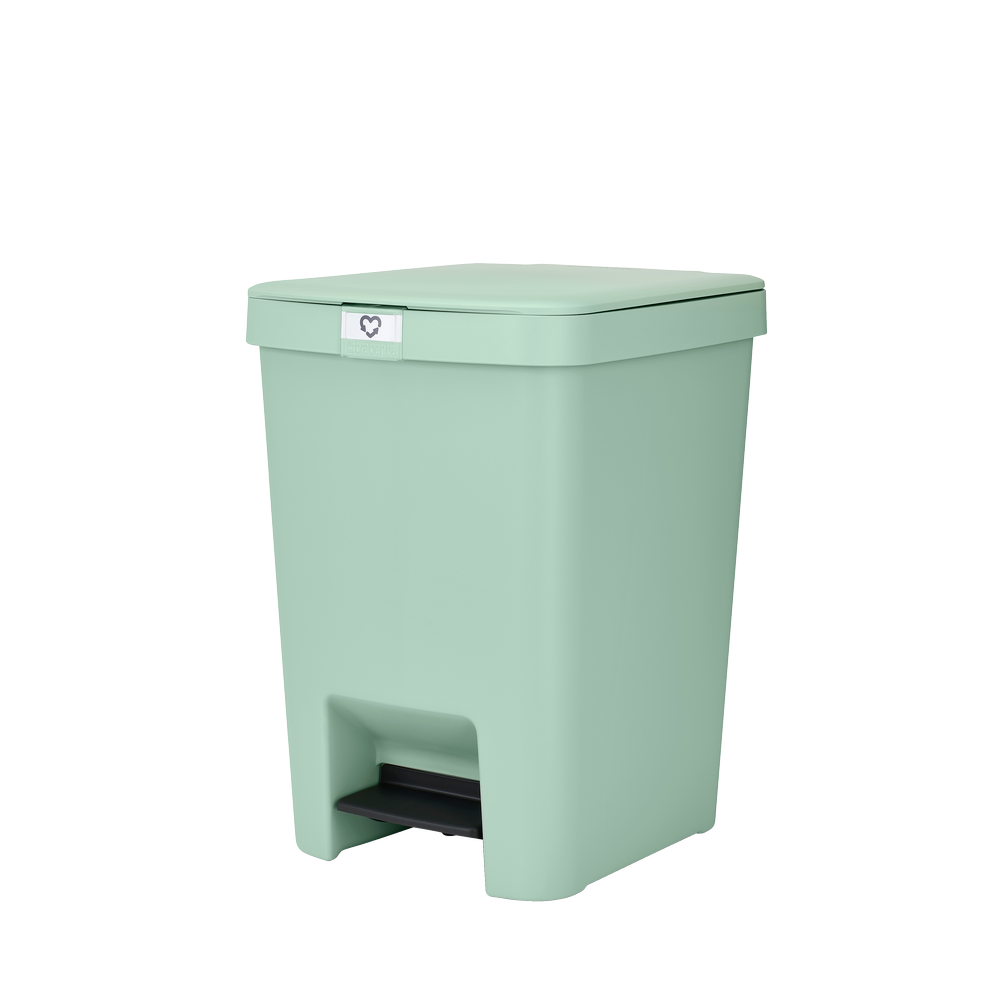 Brabantia plastový odpadkový pedálový koš StepUp - 25 L, nefritově zelená