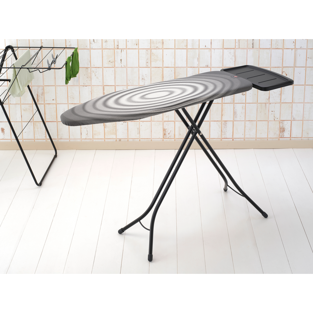 Brabantia žehlicí prkno B, 124x38cm, Pevný držák pro parní jednotku, černý rám 22mm, Titan Oval
