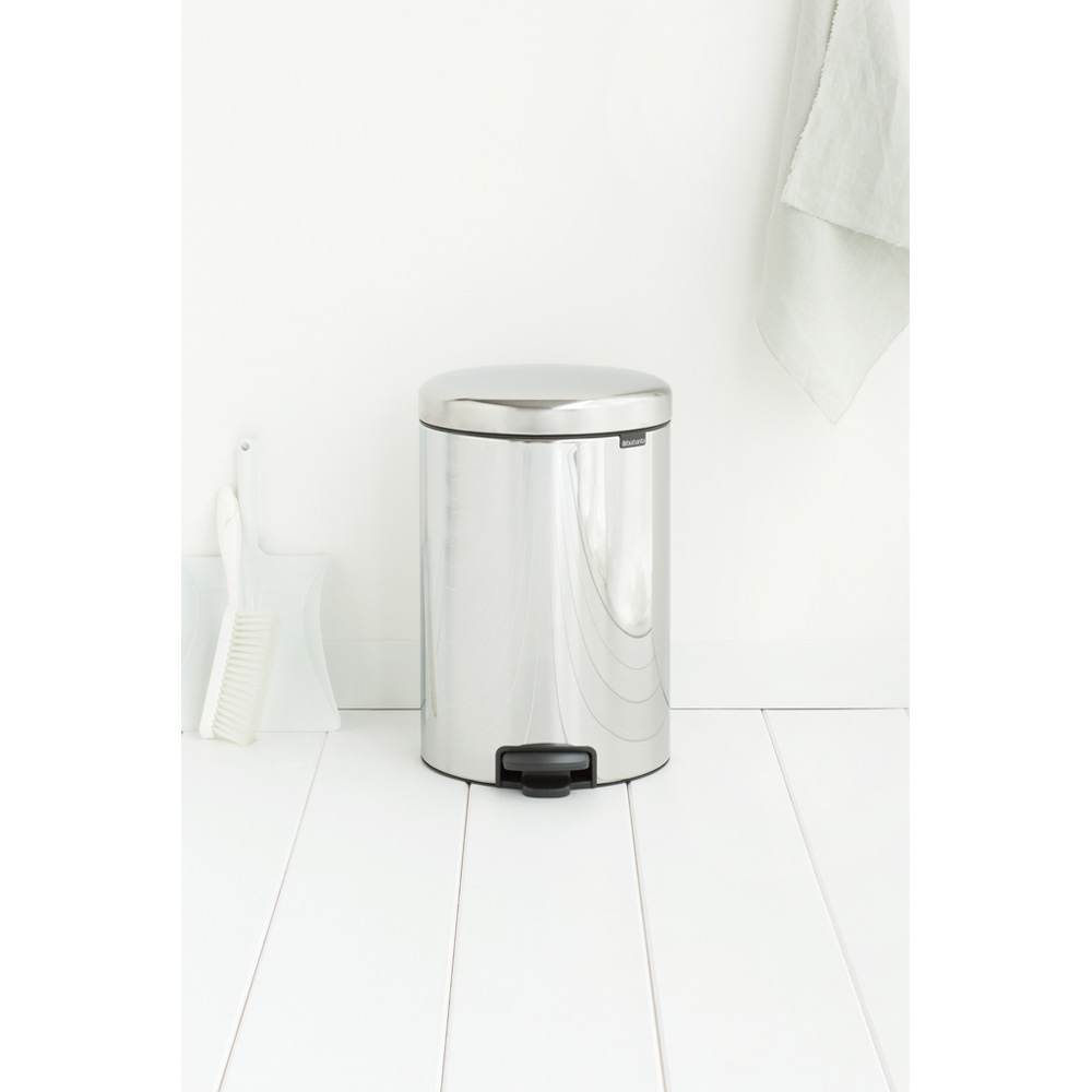 Brabantia pedálový odpadkový koš newIcon -  20 L lesklá ocel, kovové vědro