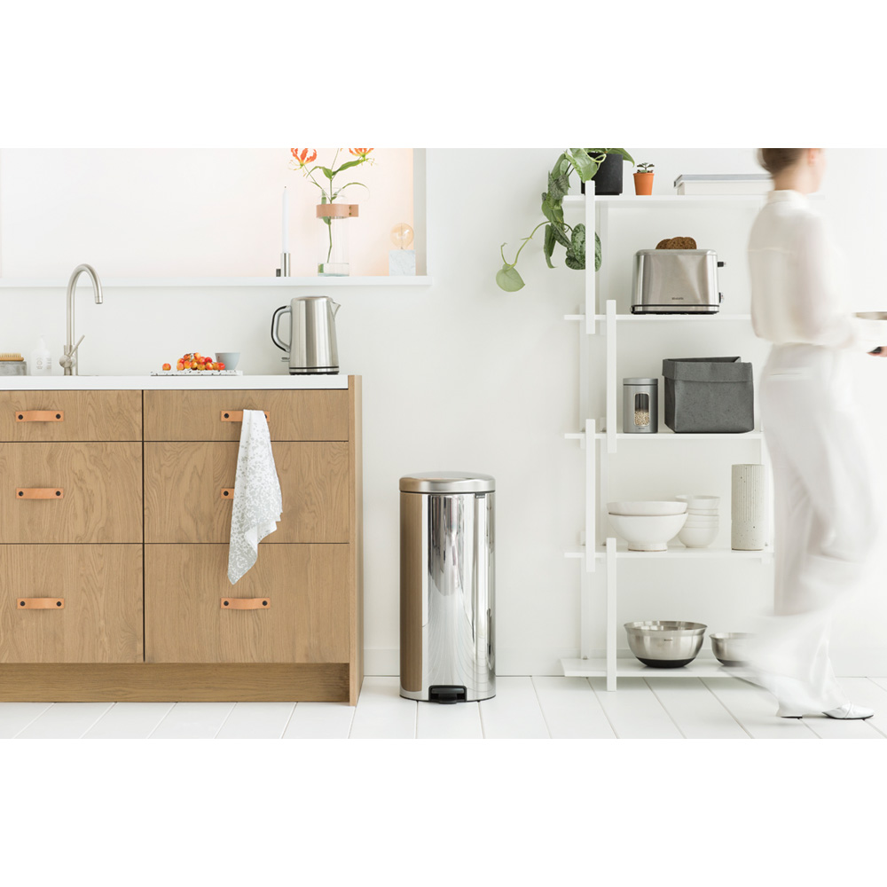 Brabantia pedálový odpadkový koš newIcon -  30 L lesklá ocel, kovové vědro