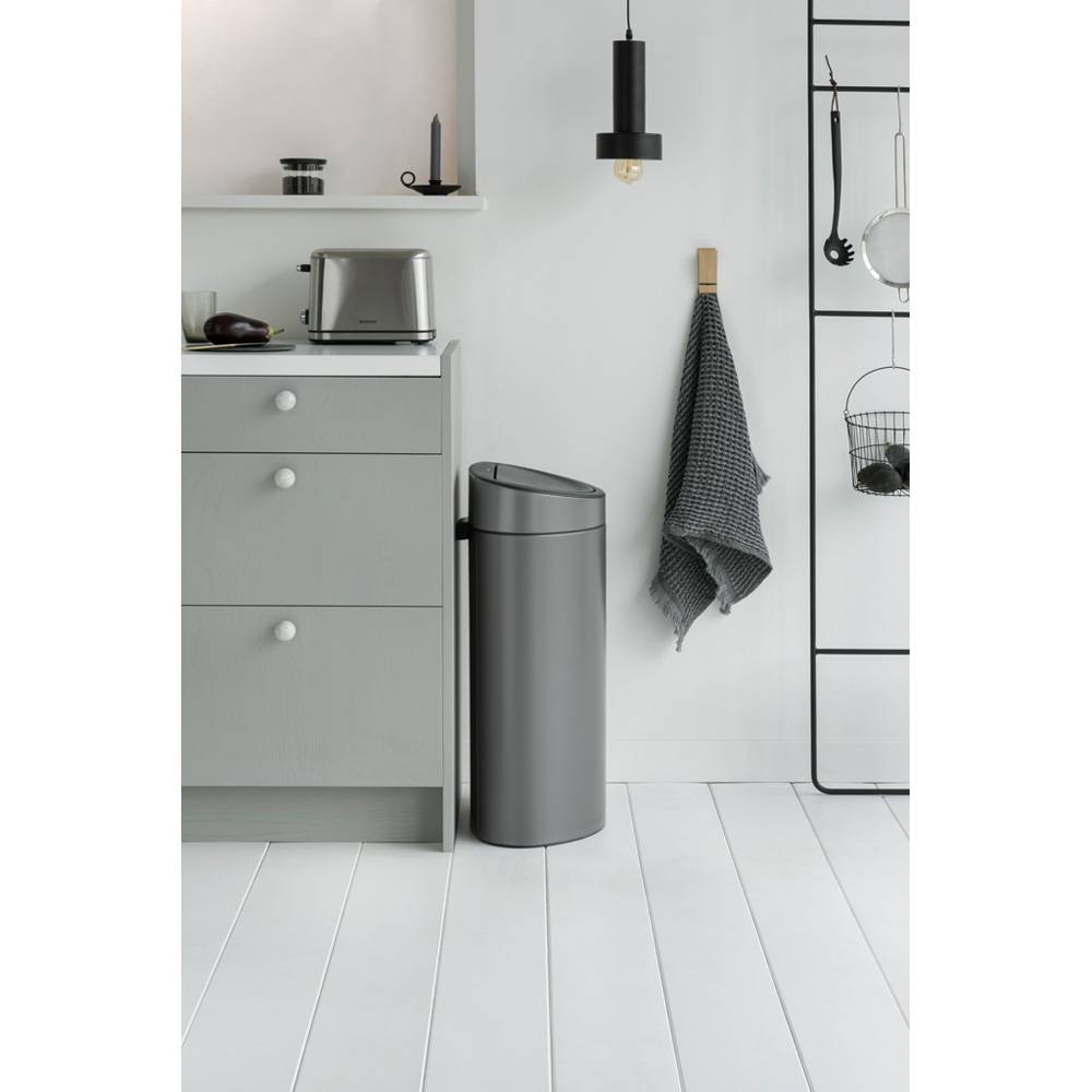 Brabantia Odpadkový koš Touch Bin - 40 L, platinová