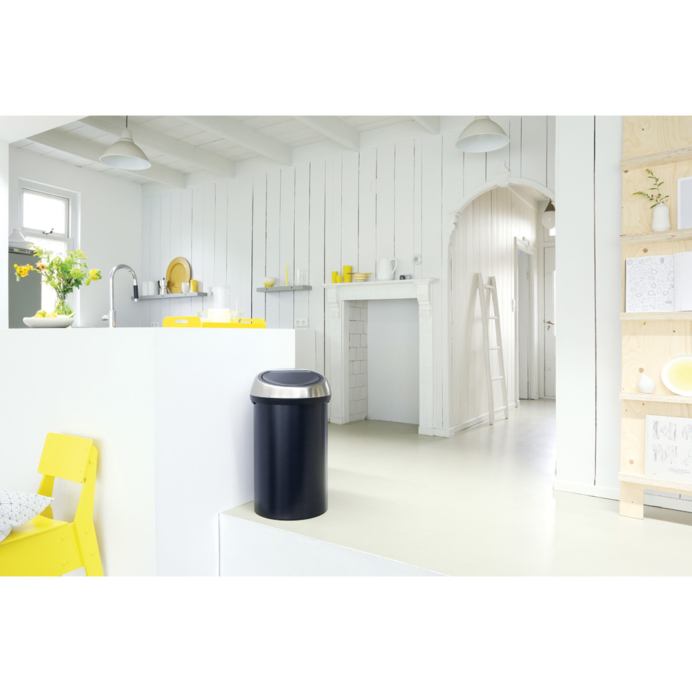 Brabantia odpadkový koš Touch Bin - 60L, matná černá/stříbrná