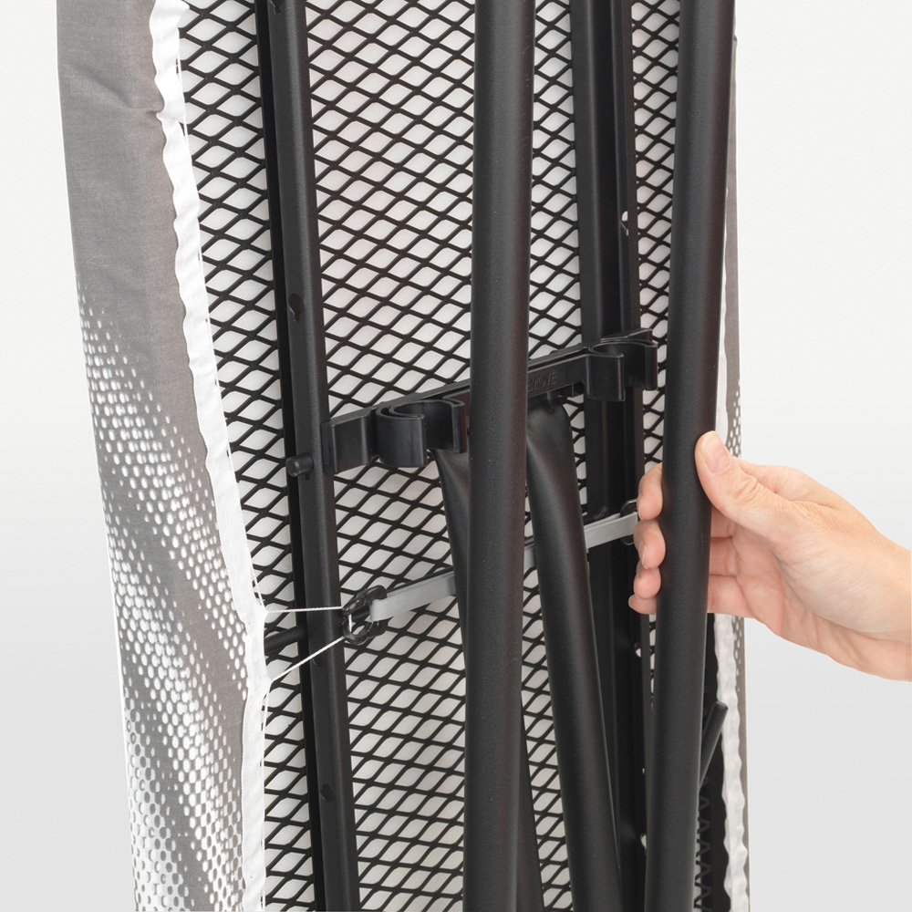 Brabantia žehlicí prkno B - odkládací plocha pro žehličky, černý rám 22mm, Titan Oval