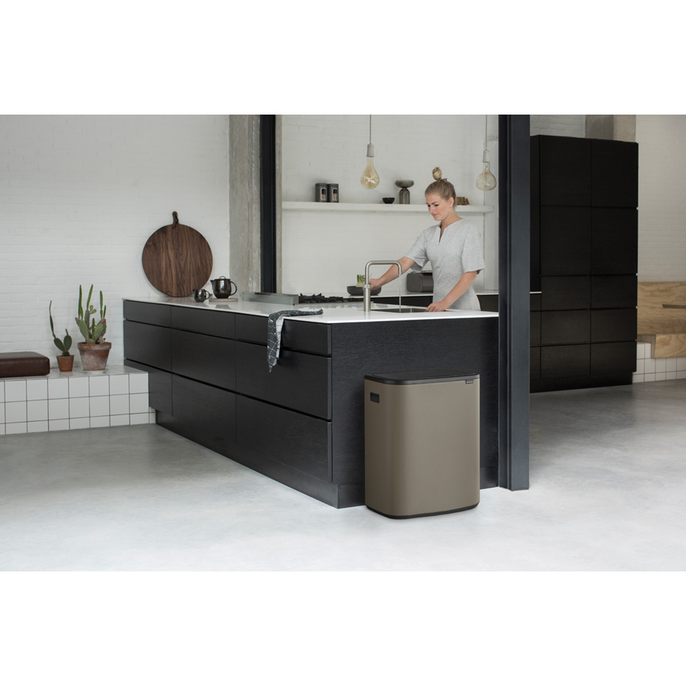 Brabantia odpadkový koš Bo Touch Bin - 60L,platinová