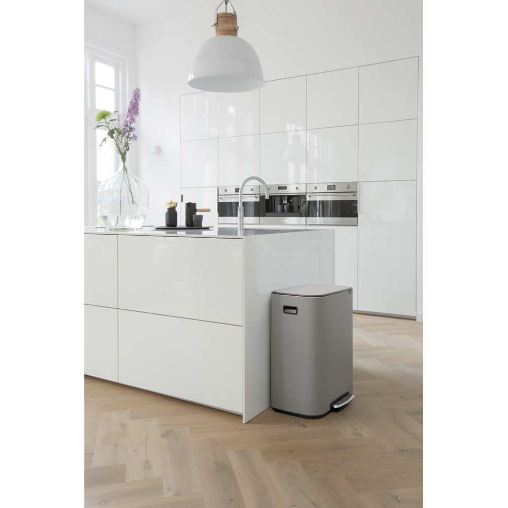 Brabantia odpadkový pedálový koš Bo 2x30L, minerální světle šedá