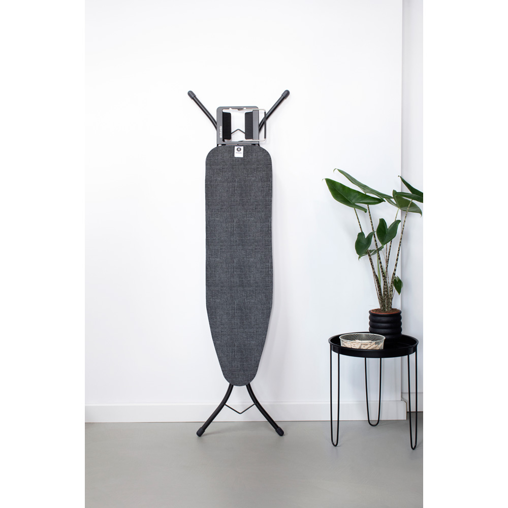 Brabantia žehlicí prkno A, 110x30cm,odkládací plocha pro žehličky, černý rám 22mm