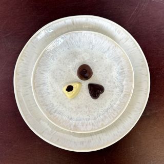 Vítejte u kolekce Lumi ✨ – kde se elegance setkává s harmonií. Objevte fascinující kontrast mezi jemným matným povrchem...